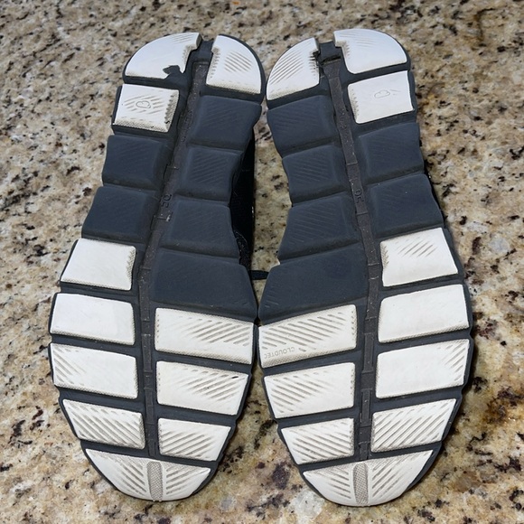 On Cloud Running - Picture 5 of 9